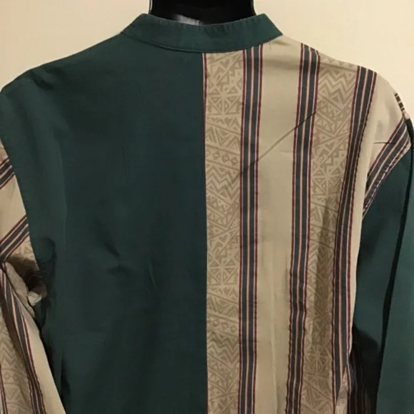 🔥SALE! Great cond., see pictures, chest=24, length=31, sleeves= 25, awesome 😎 - Picture 5 of 7